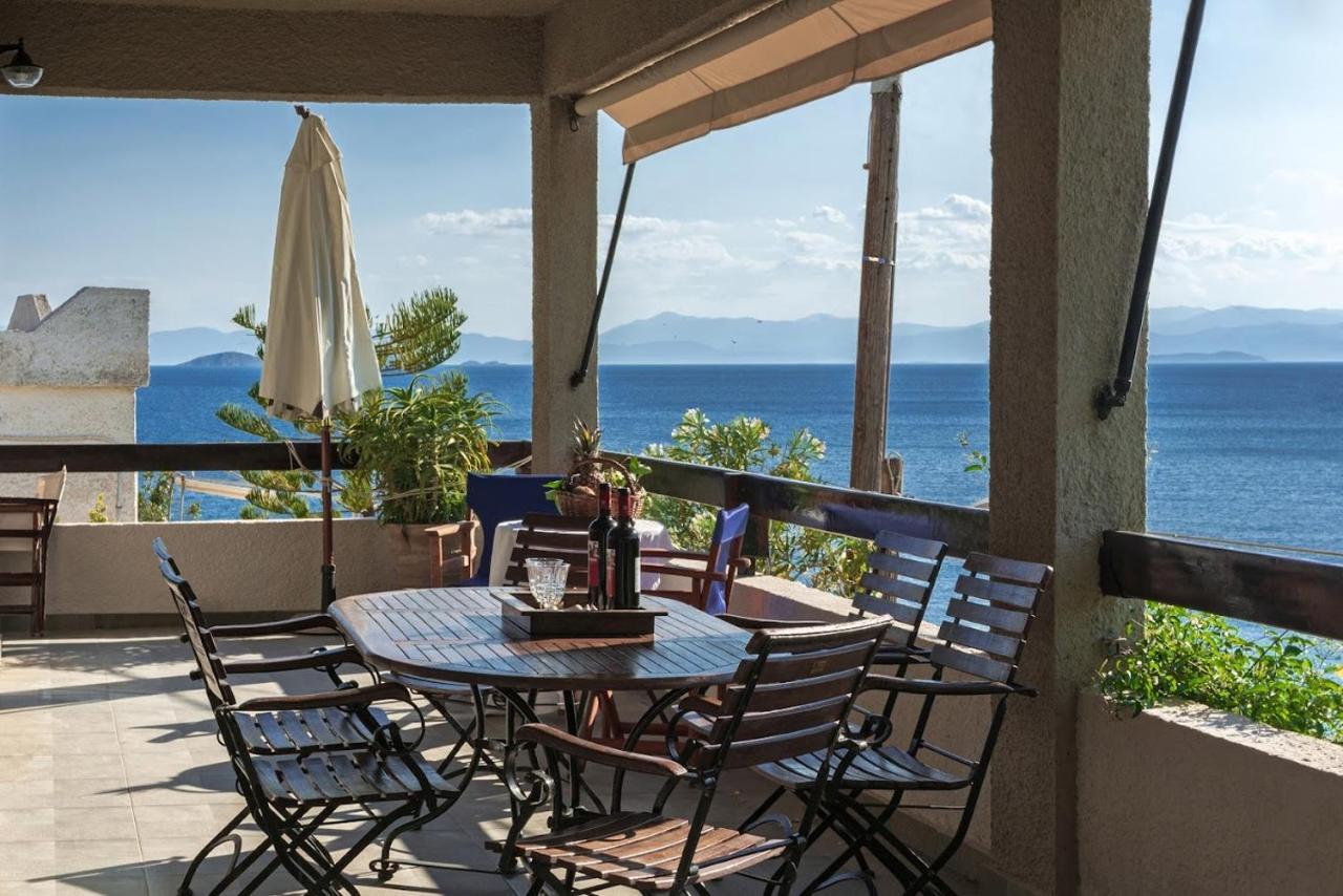 فيلا Saronic Seafront سالاميس المظهر الخارجي الصورة
